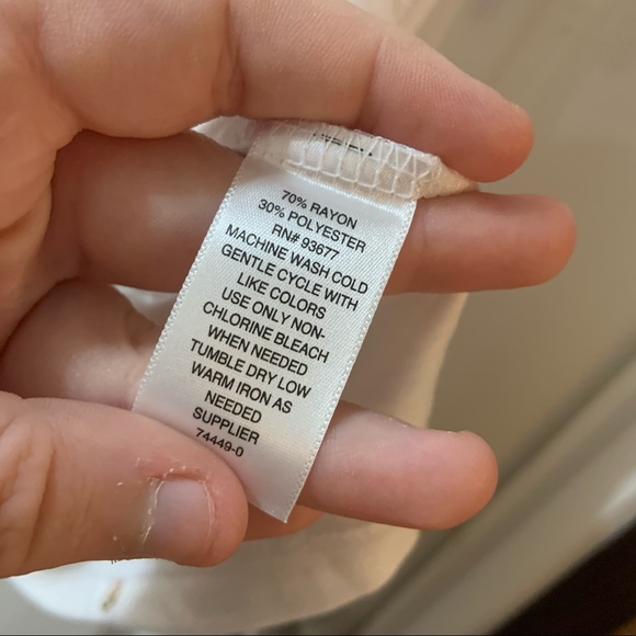 Boutique + White Camera Print Short Sleeve Tee 1X - Picture 9 of 11